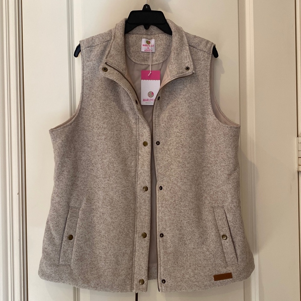 Oatmeal vest